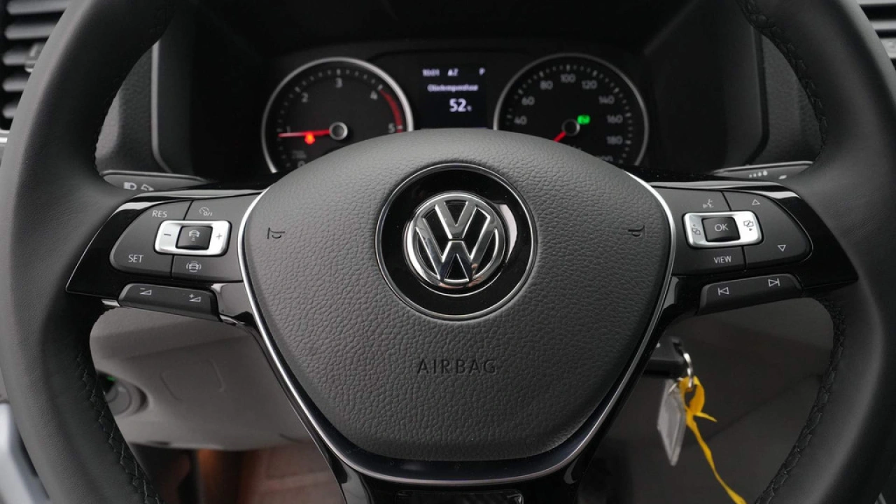 VW Bedrijfswagens Crafter 35 2.0 TDI 177pk DSG L3H3 Exclusive
