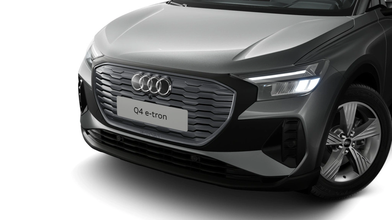 Audi Q4 e-tron Q4 45 e-tron quattro 286 1AT Edition