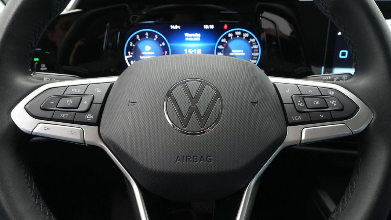 Volkswagen GOLF Variant 1.5 eTSI 130pk DSG Life Business