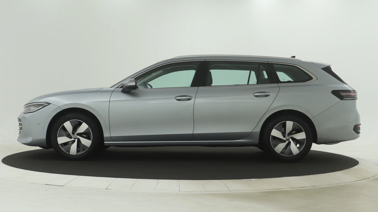 Volkswagen Passat Variant 1.5 eTSI DSG Business