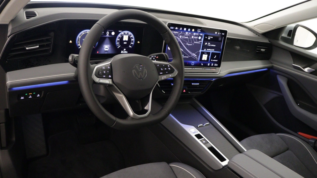 Volkswagen Passat Variant 1.5 eTSI DSG Business