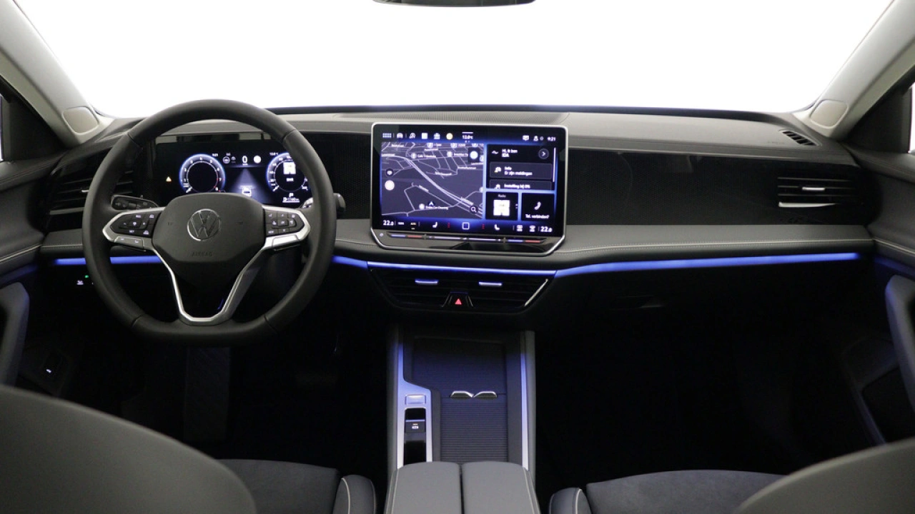 Volkswagen Passat Variant 1.5 eTSI DSG Business