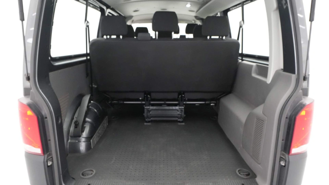 Volkswagen Transporter 2.0 TDI 150pk DSG 9 Pers