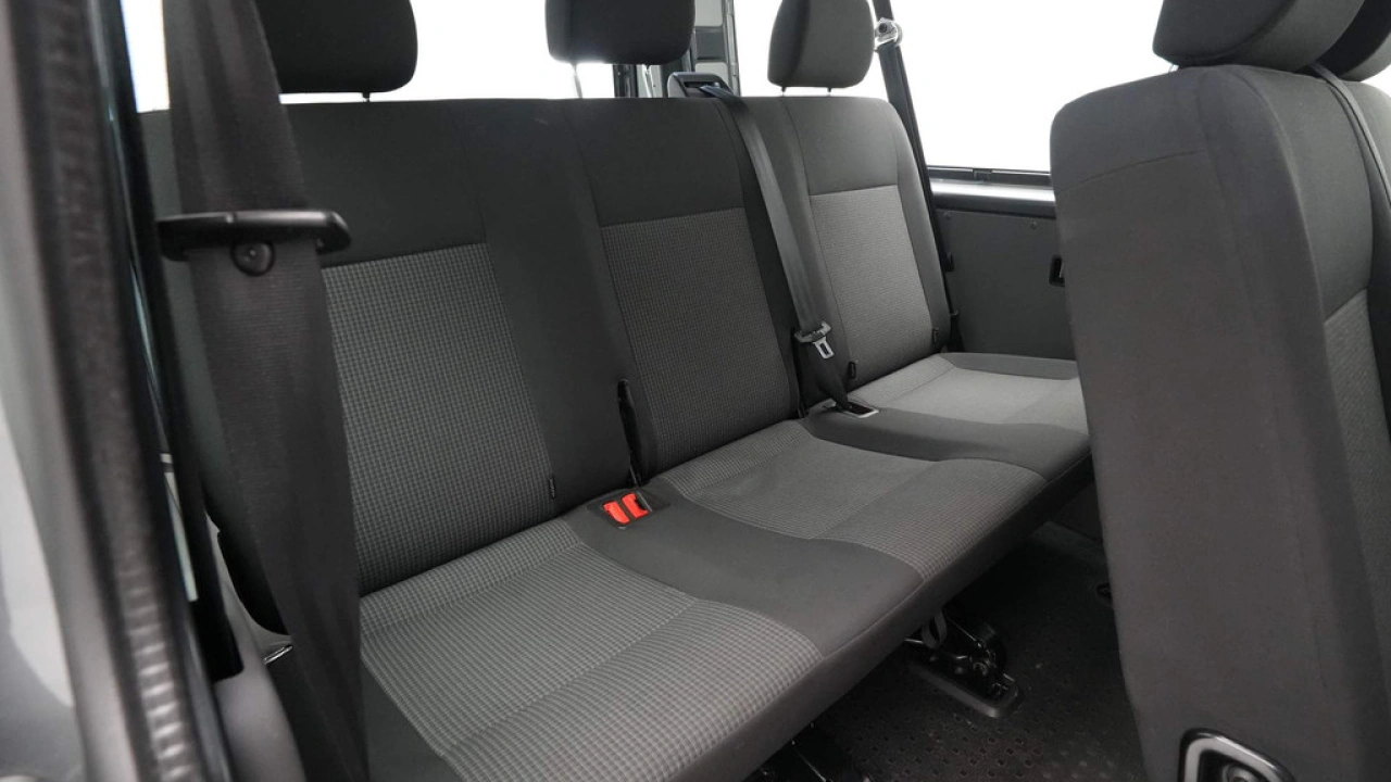 Volkswagen Transporter 2.0 TDI 150pk DSG 9 Pers