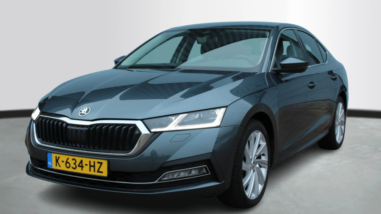 Škoda Octavia First Edition HB (4) 1.5 110 kW / 150 pk TSI Hatchback 6 versn. Hand