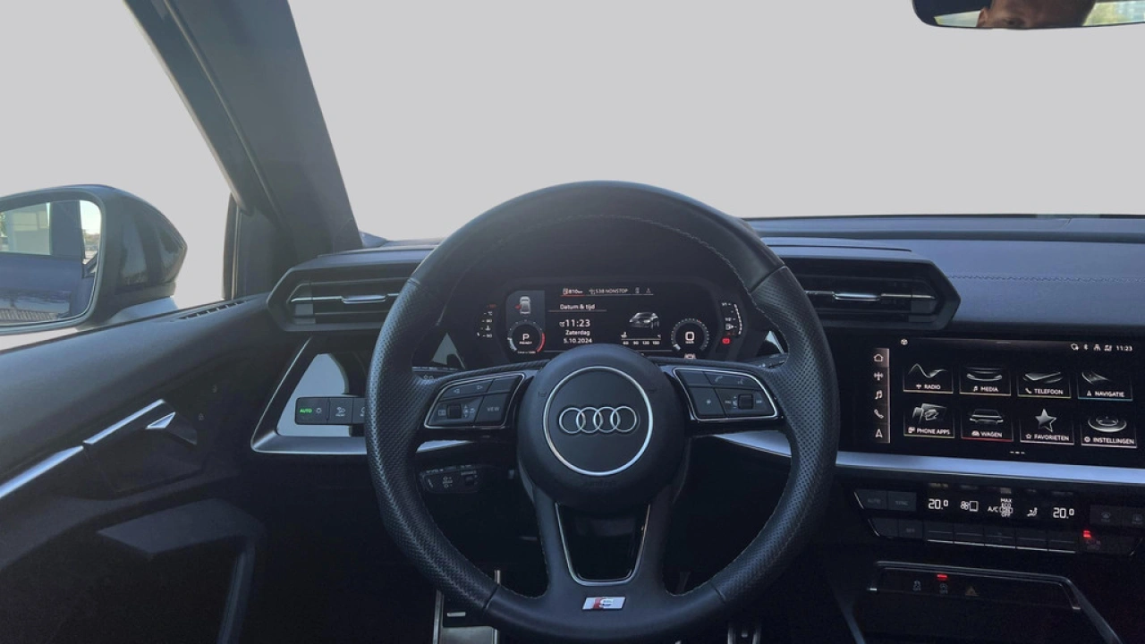 Audi A3 Limousine 30 TFSI 110pk S edition / Full LED / DAB+ / Carplay