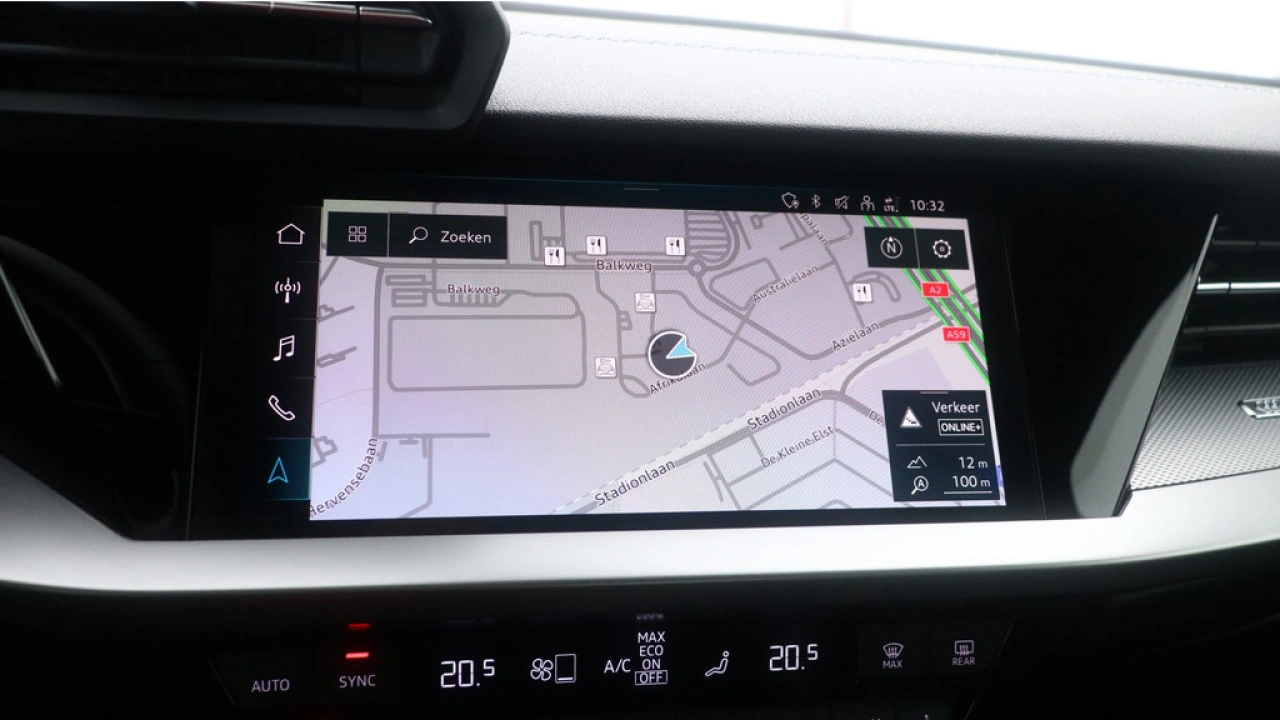 Audi A3 Limousine 30 TFSI S edition | Zwart optiek | Navigatie | Carplay | PDC |