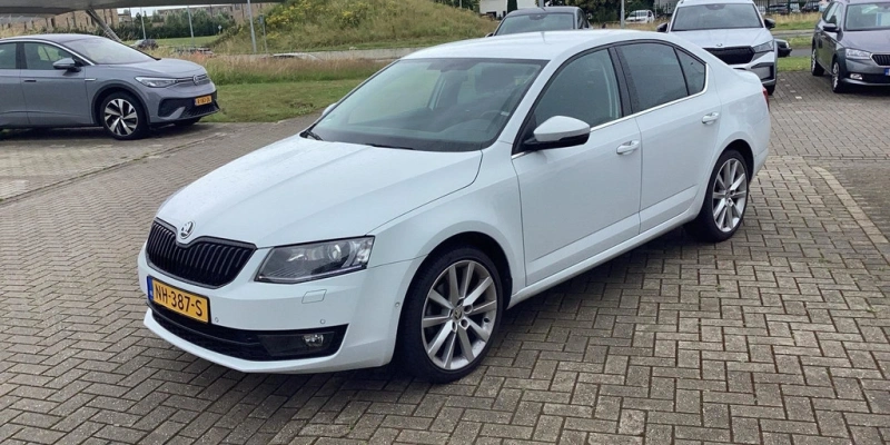 Škoda Octavia 1.0 TSI Greentech Style Business