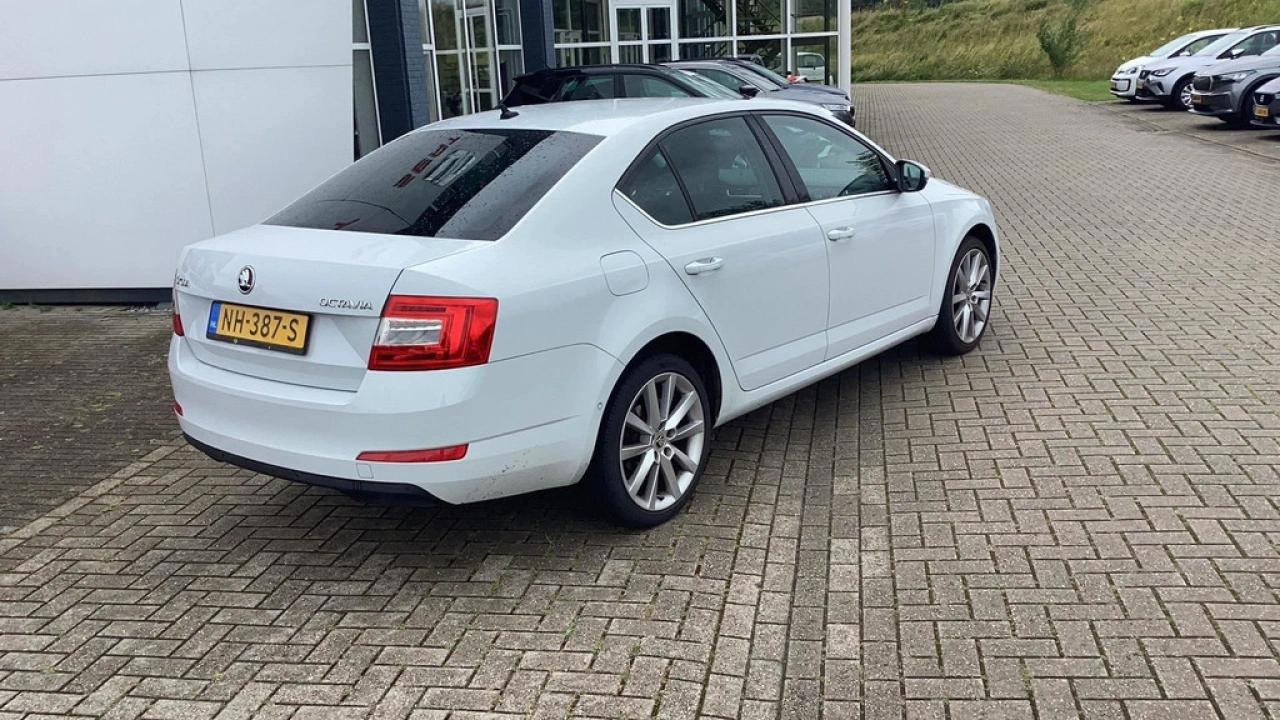 Škoda Octavia 1.0 TSI Greentech Style Business