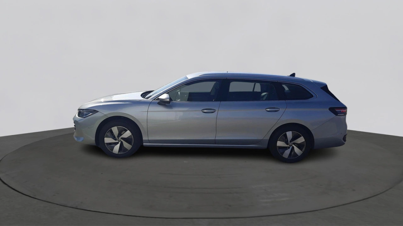 Volkswagen Passat Variant 1.5 eTSI Business | Trekhaak