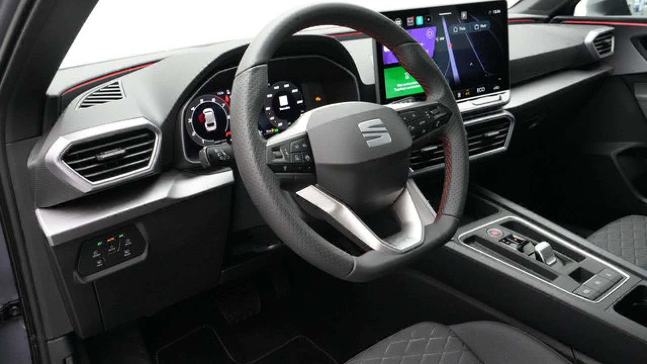 SEAT Leon Sportstourer FR Business - eHybrid