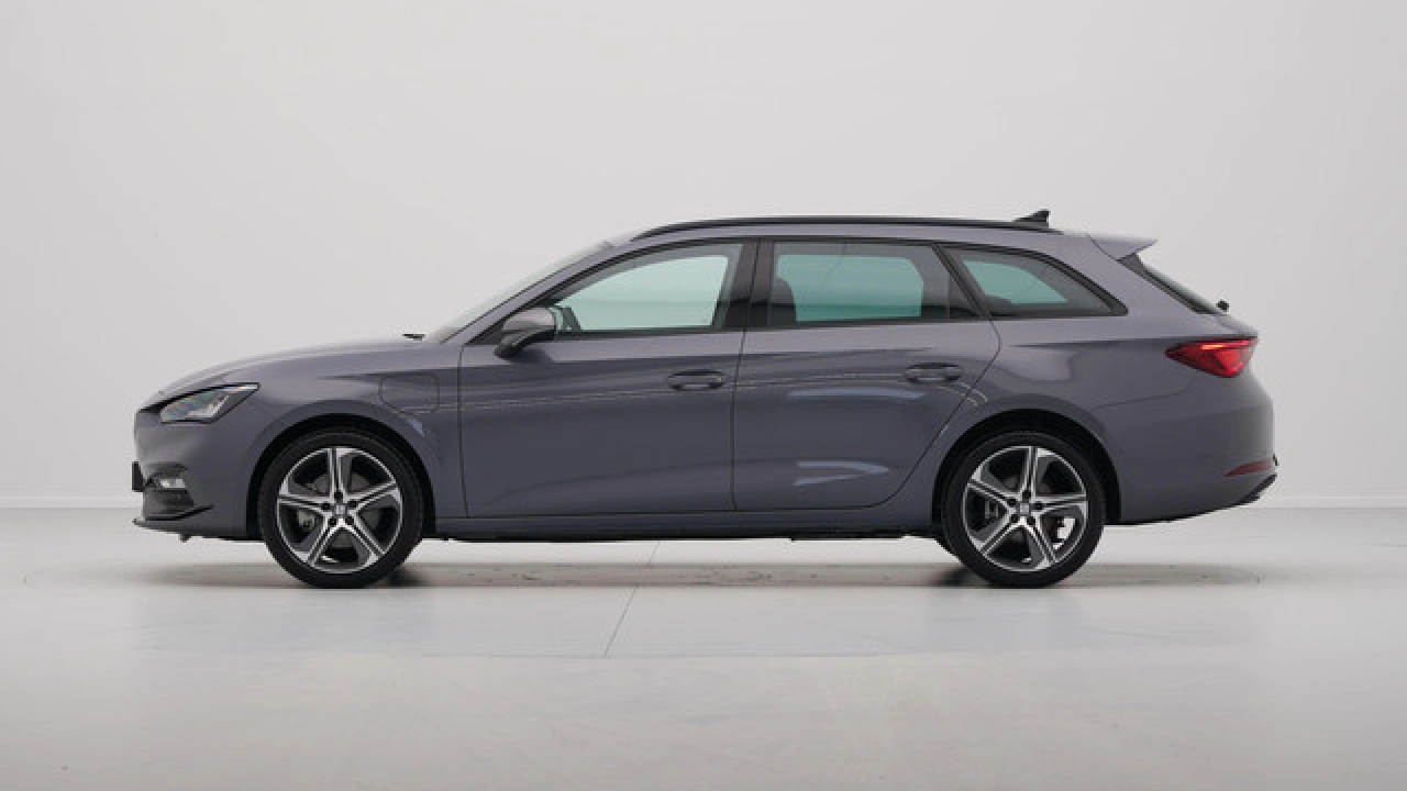 SEAT Leon Sportstourer FR Business - eHybrid