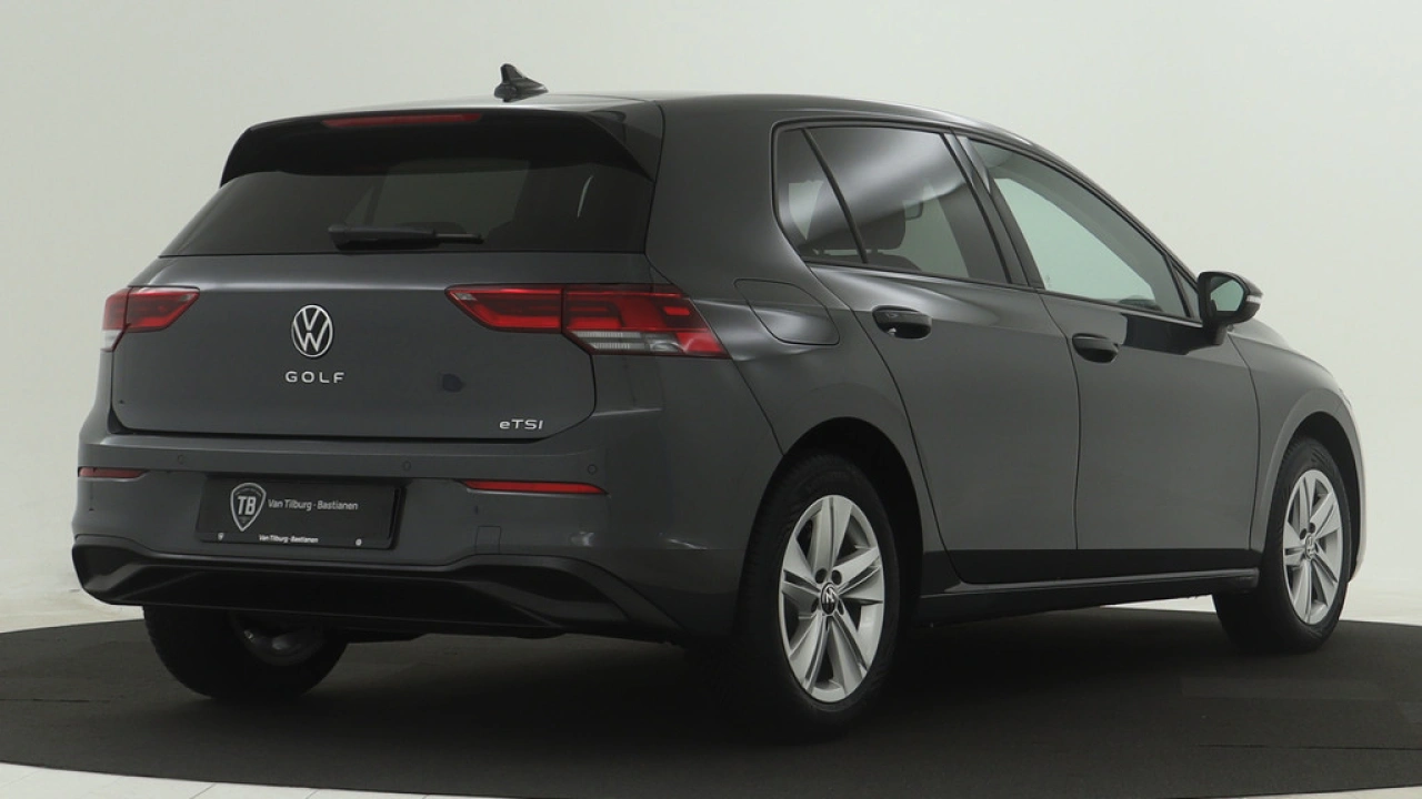 Volkswagen Golf 1.0 eTSI 110pk DSG Life Business