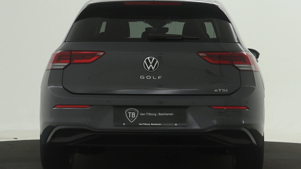 Volkswagen Golf 1.0 eTSI 110pk DSG Life Business