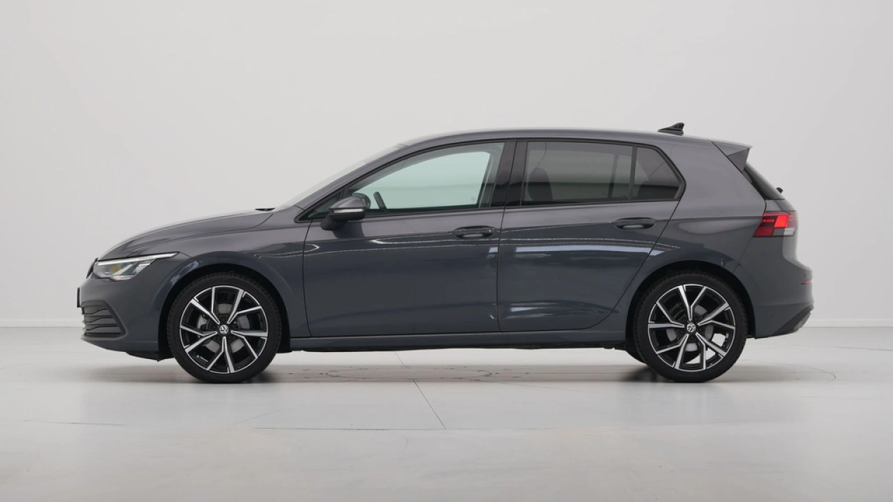 Volkswagen Golf 1.0 eTSI 110pk DSG Life Business