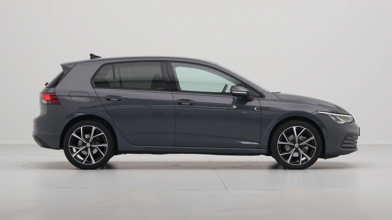 Volkswagen Golf 1.0 eTSI 110pk DSG Life Business