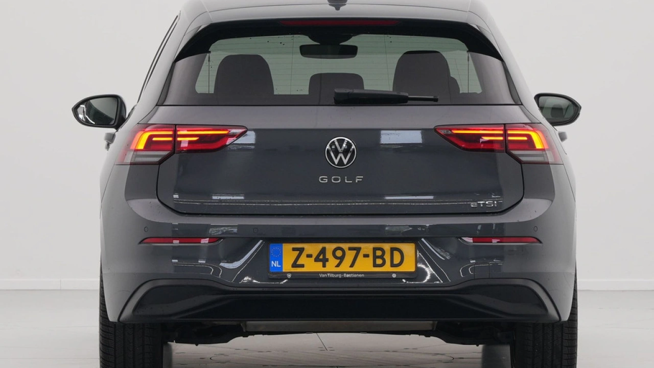Volkswagen Golf 1.0 eTSI 110pk DSG Life Business