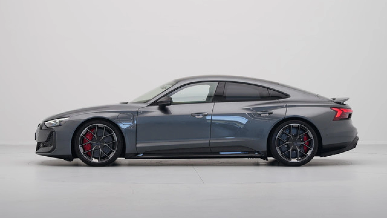 Audi e-tron GT QUATTRO RS