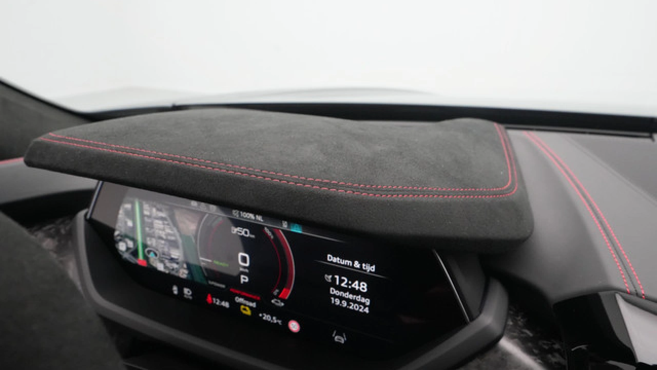 Audi e-tron GT QUATTRO RS