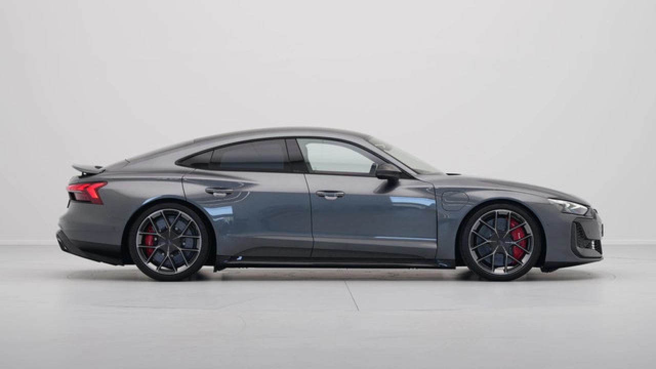 Audi e-tron GT QUATTRO RS