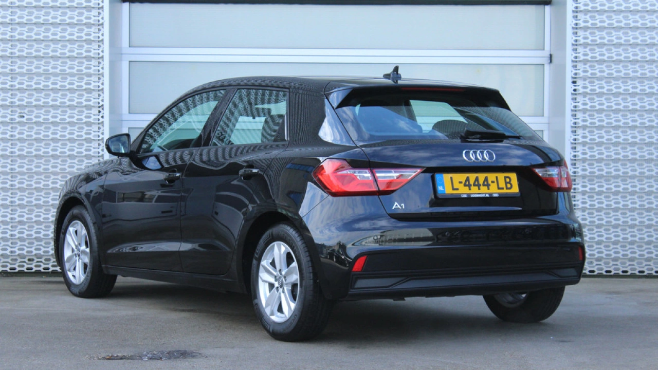 Audi A1 Sportback 25 TFSI 96pk Pro Line | Carplay | Parkeerhulp achter | LMV | Cruise control |