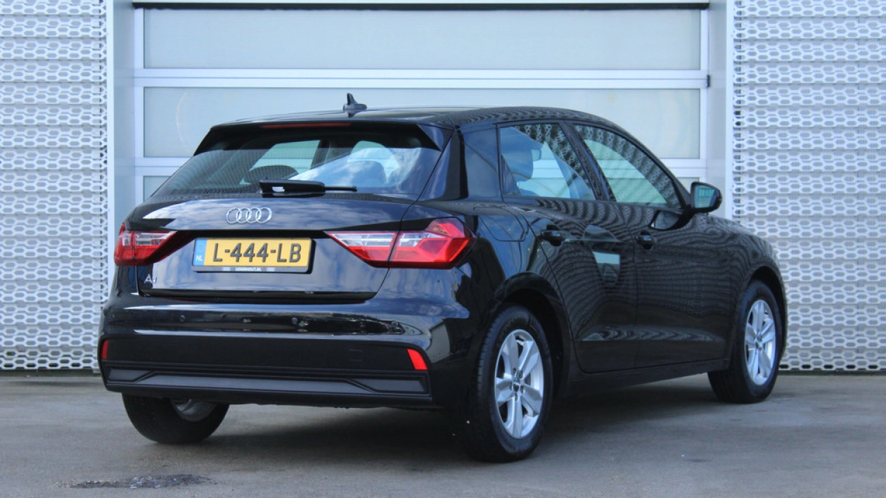 Audi A1 Sportback 25 TFSI 96pk Pro Line | Carplay | Parkeerhulp achter | LMV | Cruise control |