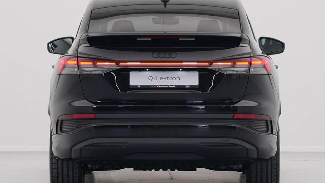 Audi Q4 Sportback e-tron Advanced edition