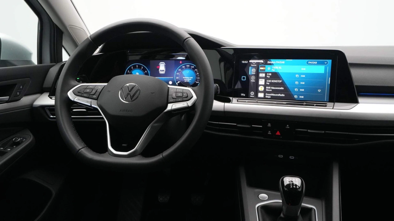 Volkswagen GOLF Variant 1.0 TSI 110pk Life