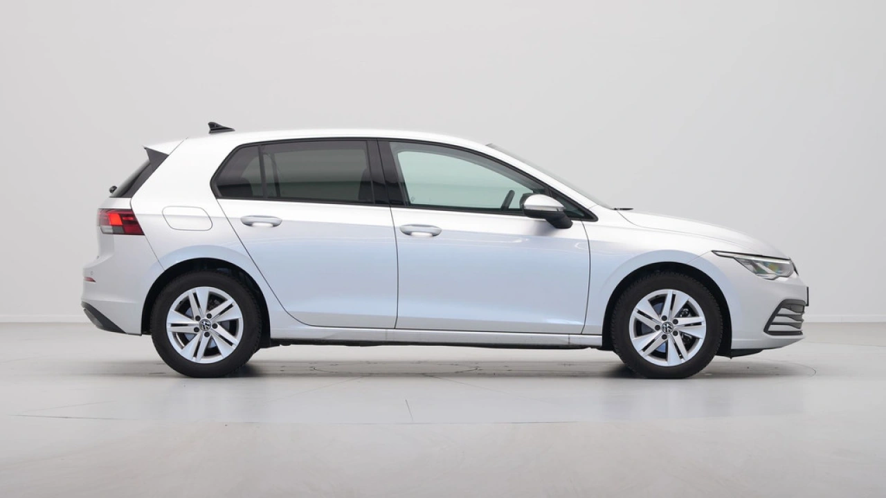 Volkswagen Golf 1.0 eTSI 110pk DSG Life Business