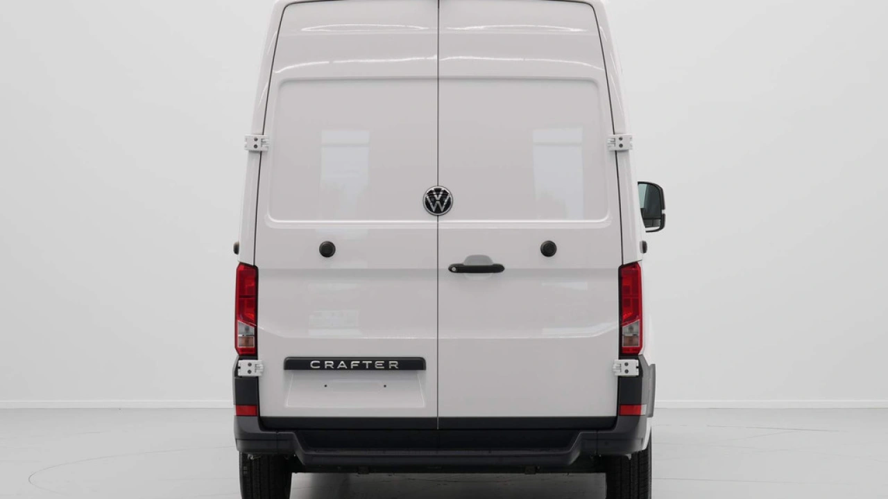 VW Bedrijfswagens Crafter 2.0 TDI 103kW 140PK GVW 3.5T WB 4490mm L4H3 Trendline