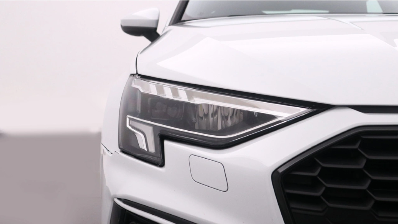 Audi A3 Limousine 30 TFSI S edition | Automaat | PDC | Carplay | LED |