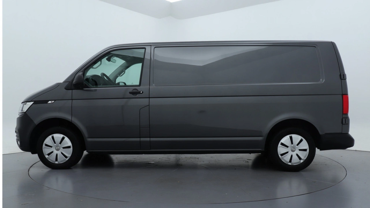 VW Bedrijfswagens Transporter L2H1 2.0 TDI 110pk Comfortline