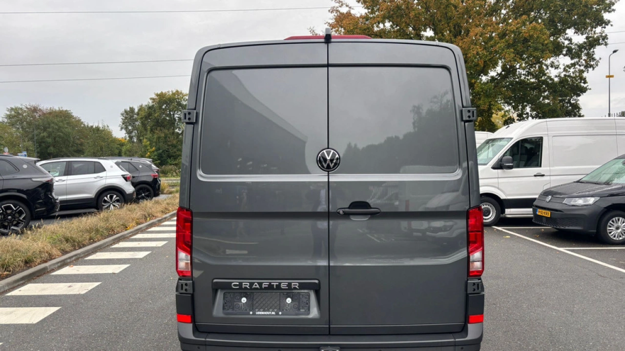 VW Bedrijfswagens Crafter GP L3H2 2.0 TDI 140pk 3.0T Automaat Exclusive-Edition