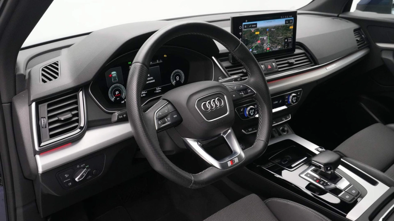 Audi Q5 Sportback 50 TFSI e 265pk S-Tronic S Line edition Luchtvering