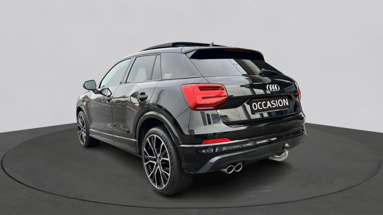 Audi Q2 35 TFSI 150pk S Edition / Panoramadak / Carplay / Privacy Glass / Trekhaak