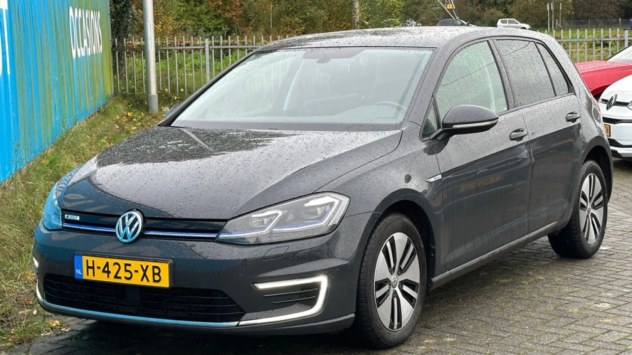 Volkswagen e-Golf E-DITION 36 kWh 136pk Navigatie