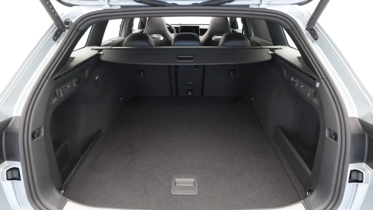 Volkswagen Passat Variant 1.5 eTSI 150pk DSG R-Line Business