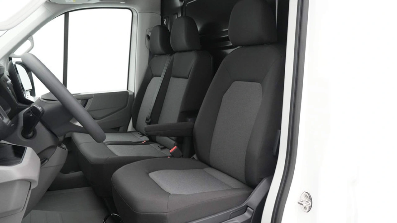 VW Bedrijfswagens Crafter 2.0 TDI 103kW 140PK GVW 3.5T WB 4490mm L4H3 Trendline