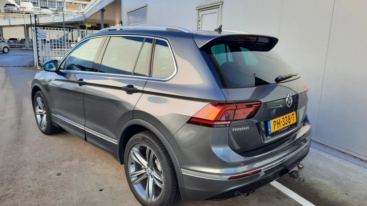 Volkswagen Tiguan 1.4 TSI ACT Automaat Highline | R-Line | Trekhaak