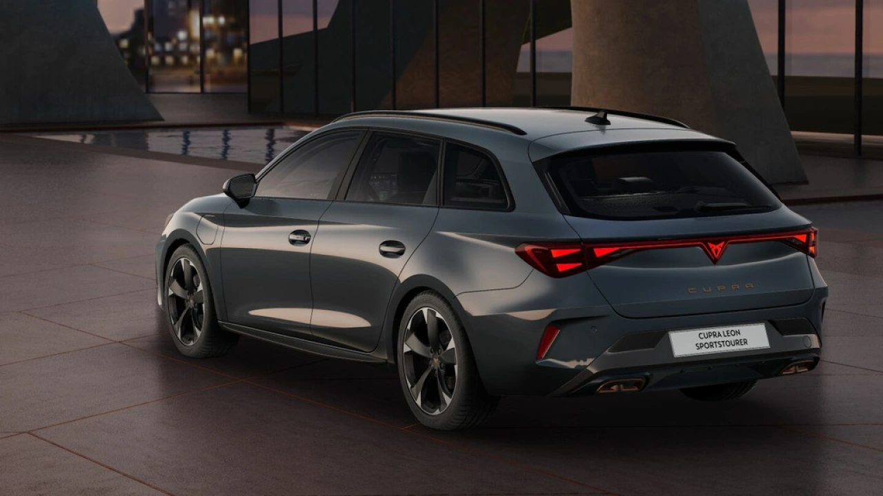 CUPRA Leon Sportstourer 1.5 TSI e-Hybrid 204 6DSG Essential