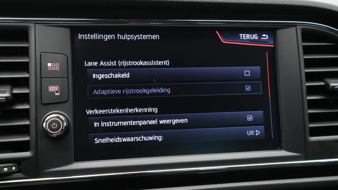 SEAT Leon 1.5 TSI 150pk FR Business Intense