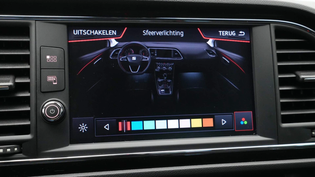 SEAT Leon 1.5 TSI 150pk FR Business Intense