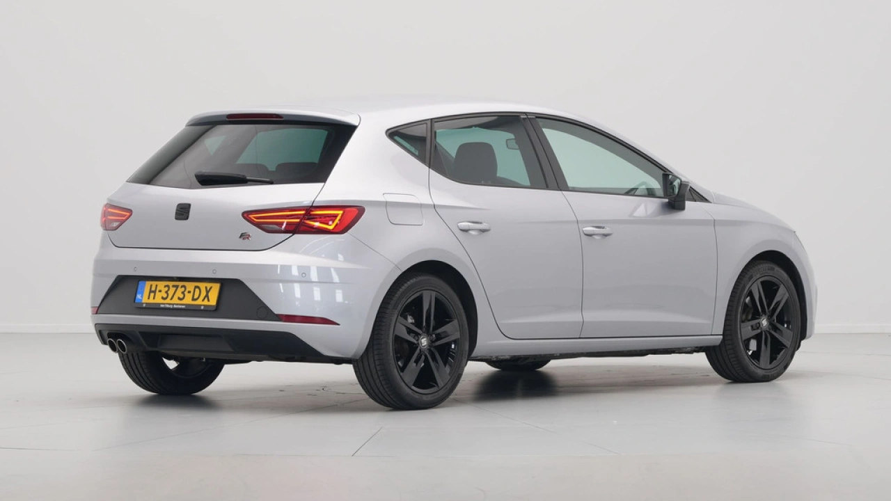 SEAT Leon 1.5 TSI 150pk FR Business Intense