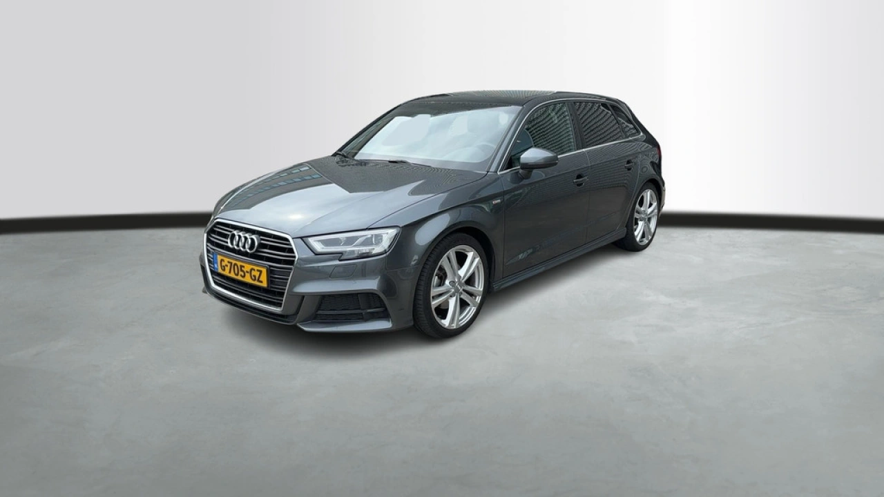 Audi A3 Sportback 35 TFSI 150pk S-line / Panoramadak / Virtual Cockpit / Stoelverwarming / Carplay