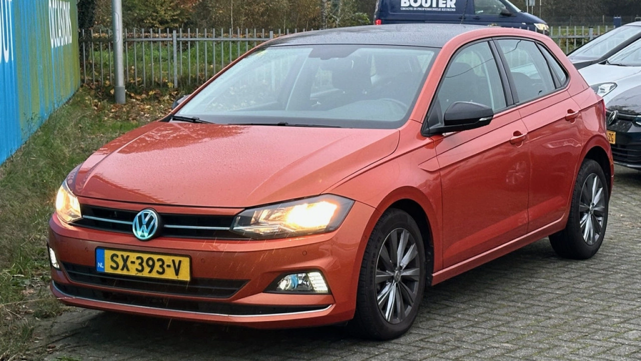 Volkswagen Polo 1.0 TSI 95pk DSG Highline App Connect Clima pdc