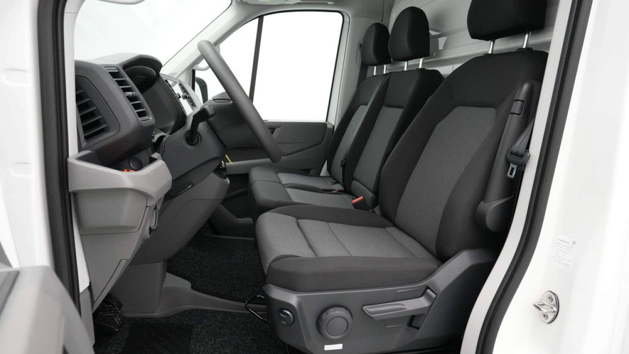 VW Bedrijfswagens Crafter 2.0 TDI 130kW 177PK GVW 3.5T L4 Highline Bakwagen AUT