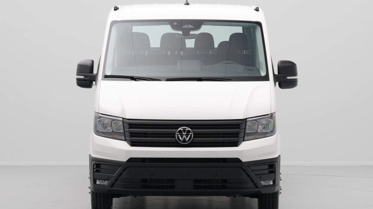 VW Bedrijfswagens Crafter 2.0 TDI 120kW 164PK GVW 5.0T L4 DL DC Highline EURO VI RWD