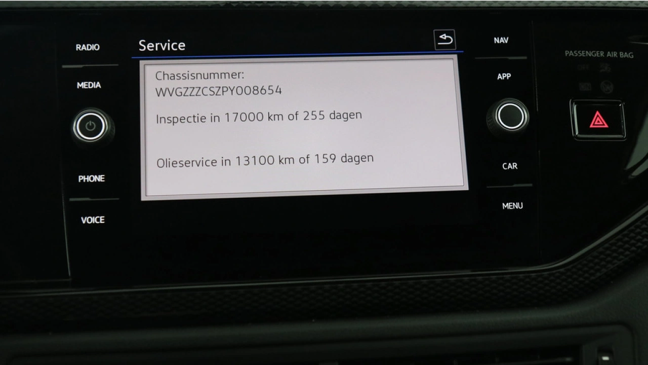 Volkswagen Taigo 1.0 TSI 110pk DSG Automaat Life Business / Navigatie / Apple carplay / PDC & Camera / LED / Digital 