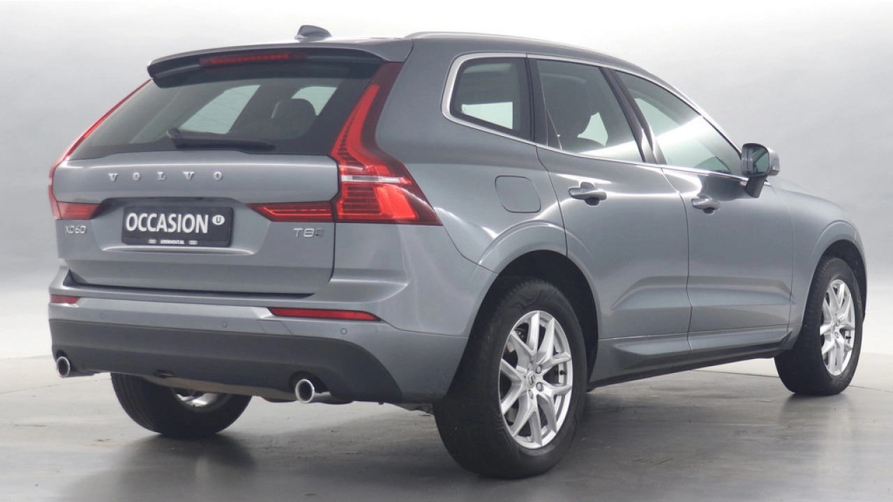 Volvo XC60 2.0 T8 Twin Engine AWD Momentum