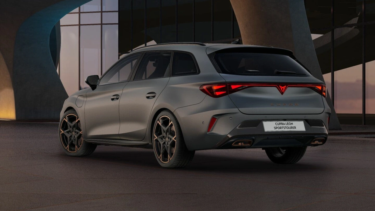 CUPRA Leon Sportstourer 1.5 TSI e-Hybrid 272 6DSG VZ Performance